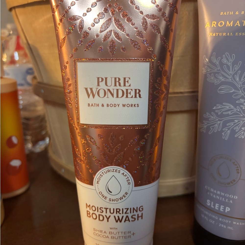 Moisturizing Body Wash - Rose Gold